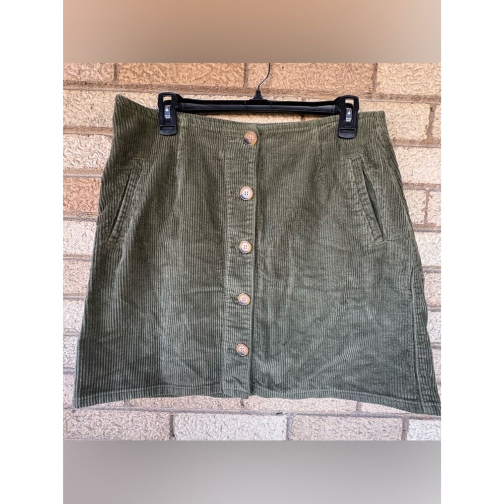 YMI Jeans Olive Green Corduroy A-Line Skirt with Pockets 100% cotton Size 13/31